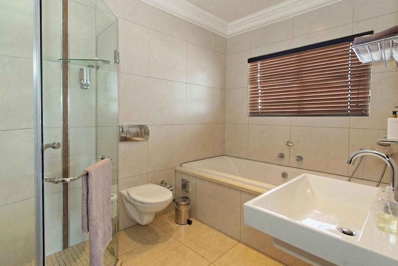 uShaka Manor Guest House Durban Extérieur photo