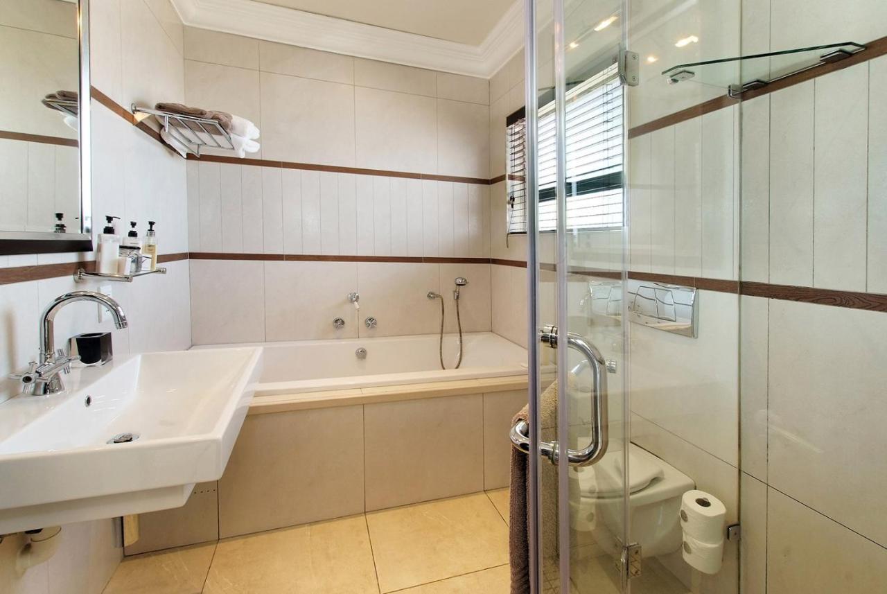 uShaka Manor Guest House Durban Extérieur photo