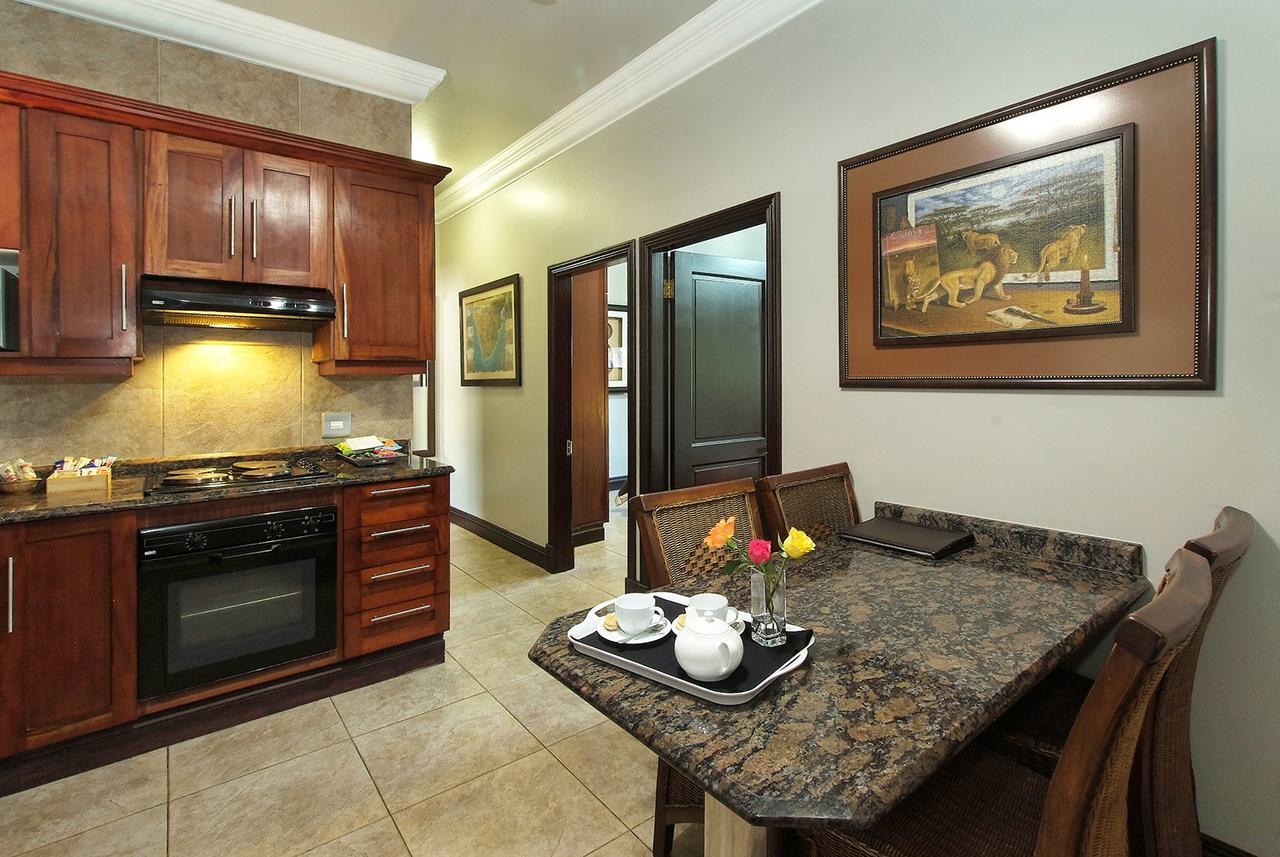 uShaka Manor Guest House Durban Extérieur photo
